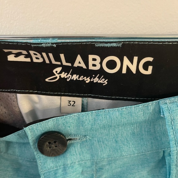 Men’s Billabong Size 32 waist board shorts (Never worn, past the return date) - Picture 2 of 3
